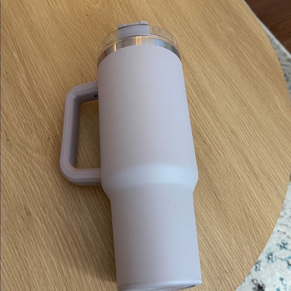 40oz Stanley cup - Picture 5 of 6